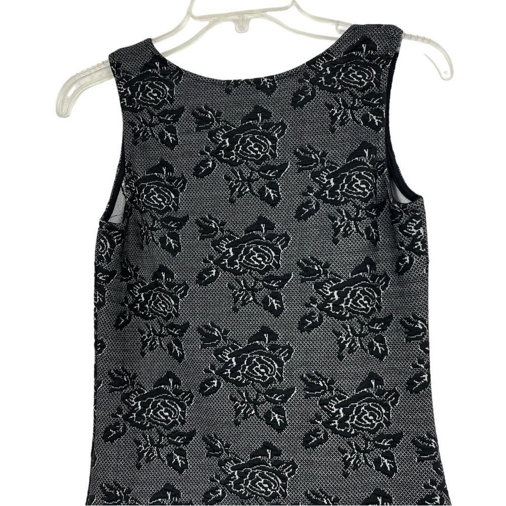 NWT Mystree Women’s Pullover Top Sz Small Multi Colors Lace Floral - Picture 4 of 11